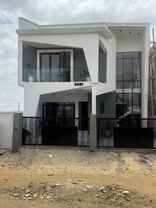 4 Bedroom Detached Duplex with BQ