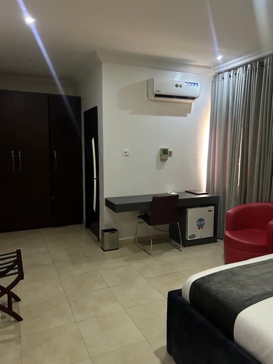 Furnished 2-Bedroom Apartment